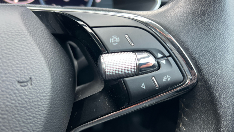 Skoda Superb 2.0 TDI CR SE L 5dr DSG Diesel Hatchback